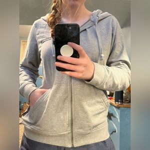 Grey women’s PATAGONIA zip up hoodie